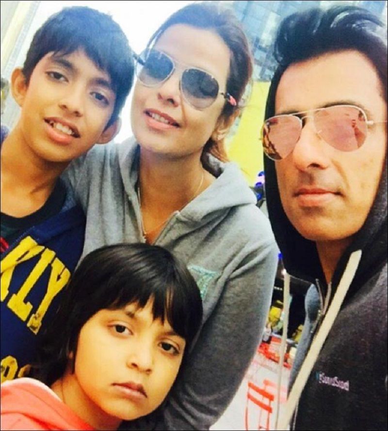 Sonali Sood With Her Husband and Kids