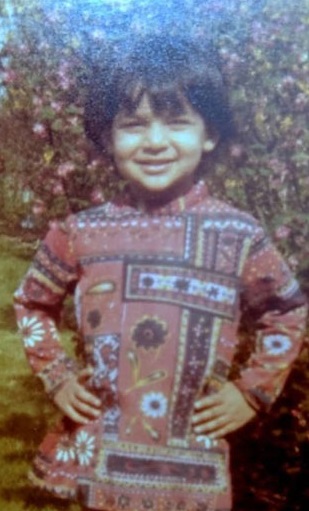 Malini Agarwal's childhood picture
