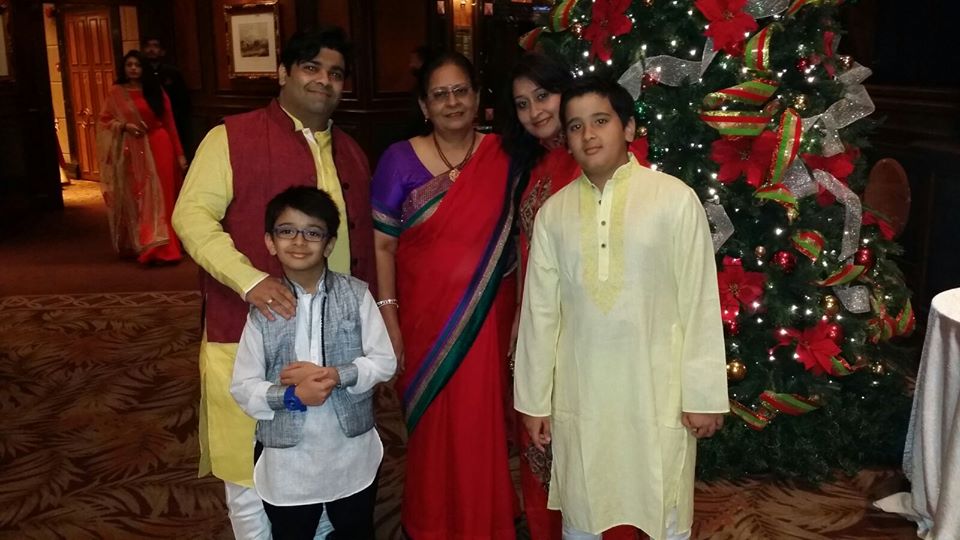 Priyanka Sharda With Her Family Members