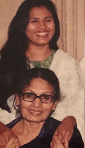 Annu Kapoor's mother and sister
