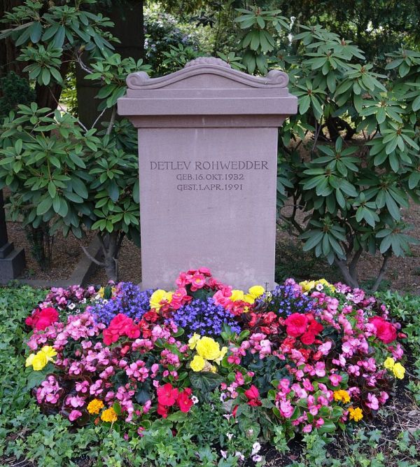 Detlev Rohwedder's grave