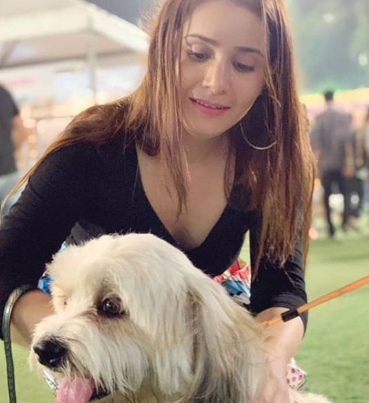 Tanya Purohit with her dog