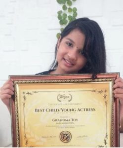 Mahaswetha with her Las Vegas Best Child Actress Award