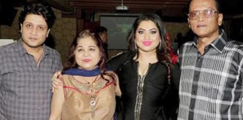 Mishti Mukerjee With Her Family