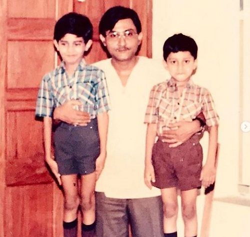 A Childhood Picture of Yash Sinha (on the left) with his Father and Brother