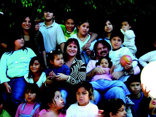 Lucia Galan with Children from Pimpinela Home for Children