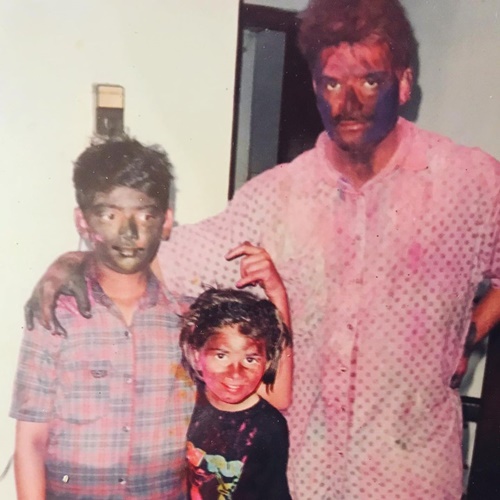 Childhood picture of Salil Jamdar with his father and his sister, Devika Jamdar
