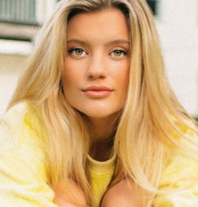 Mia Healey Wiki, Height, Age, Boyfriend, Family, Biography & More - WikiBio