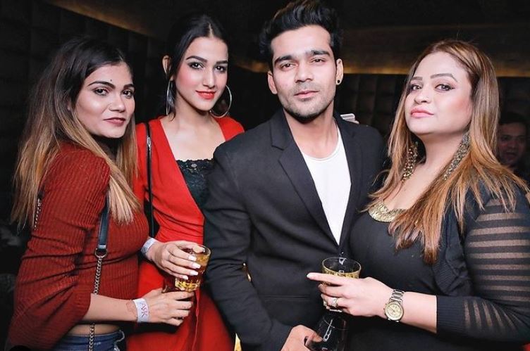 Amandeep Sidhu with her friends