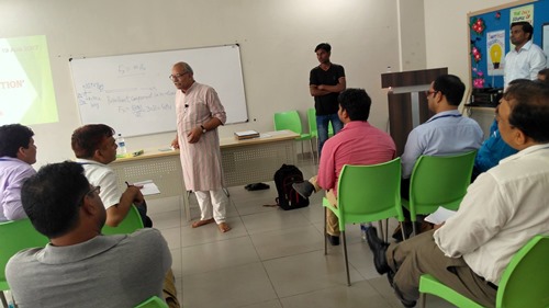 H. C. Verma interacting with teachers during his workshop