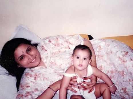 Riya Kishanchandani's childhood picture