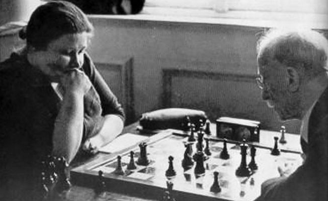 Vera Menchik playing chess