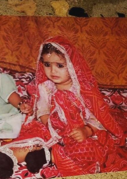 Khushboo Atre's childhood picture