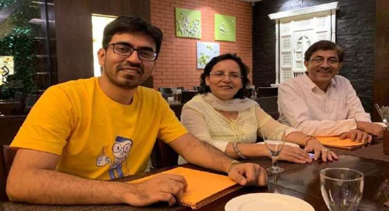 Pranjal Kamra with his parents