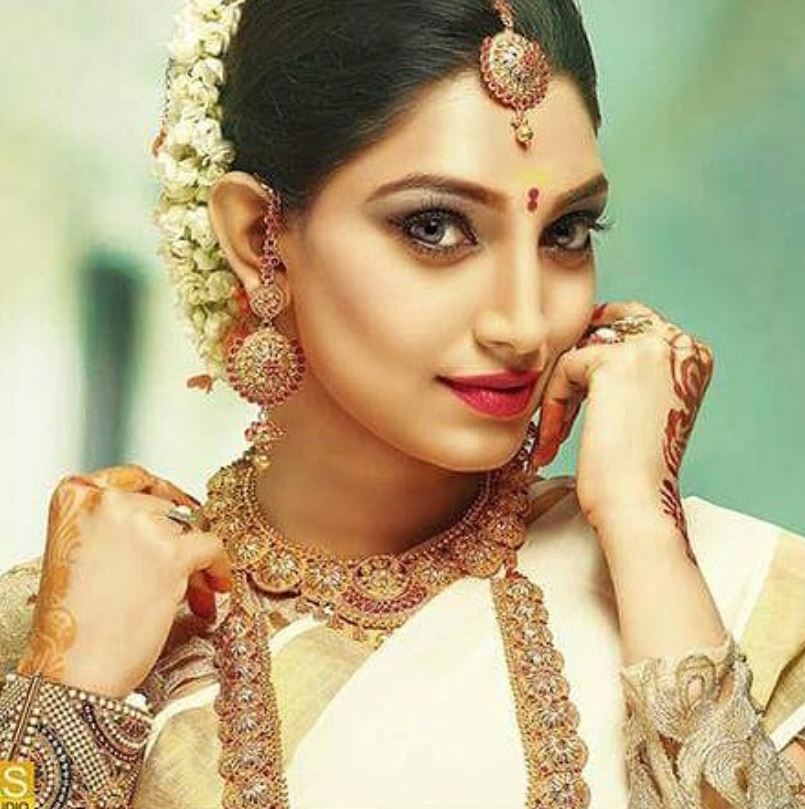 Rithu Manthra posing for a bridal calendar shoot