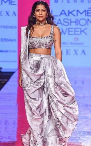 Santoshi Shetty walking the ramp in Lakme Fashion Week