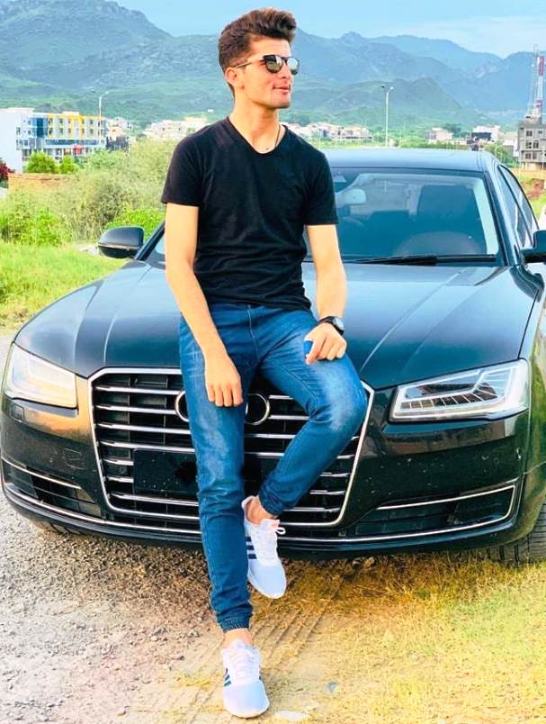 Shaheen Afridi with his Audi A4
