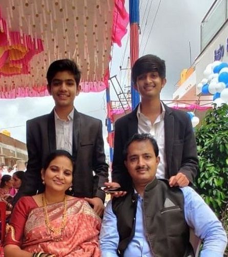 Vishwanath Haveri with his family