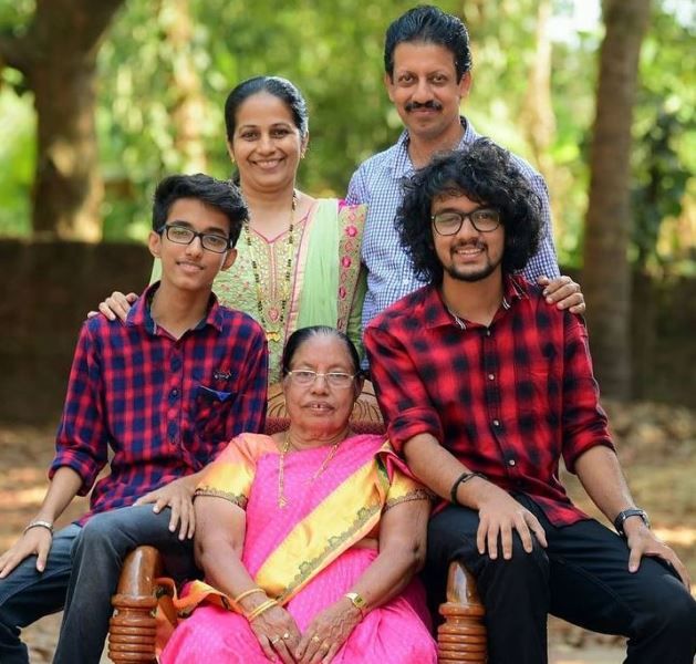 Nihal Tauro with his family
