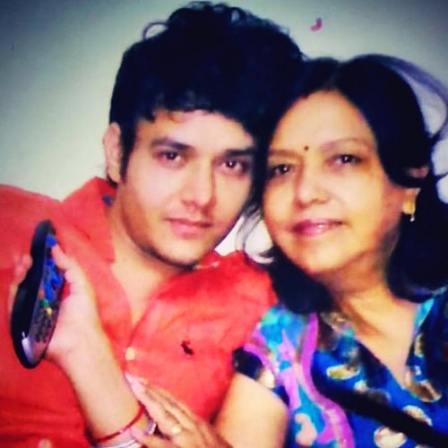 Aniruddh Dave with his mother