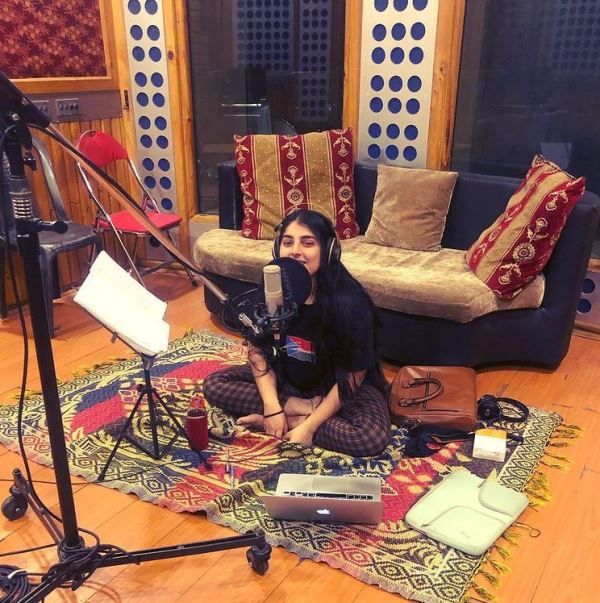 Chetna Sharma practising her singing