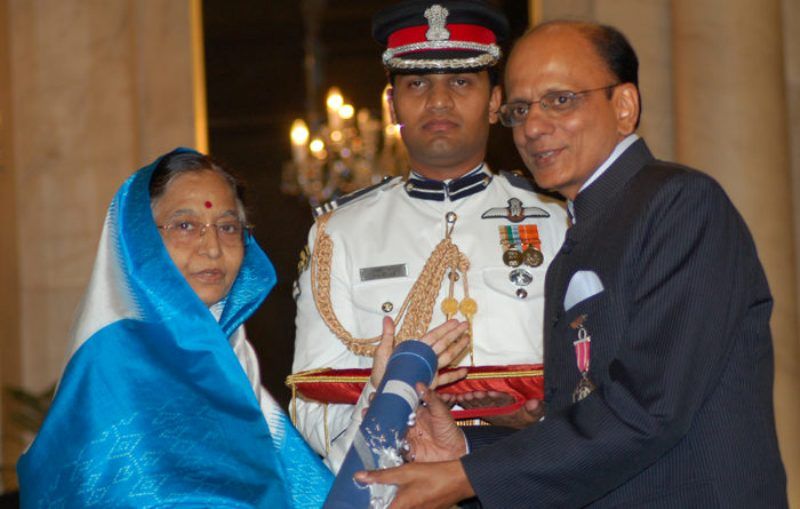 Dr. K. K. Aggarwal receiving Padma Shri