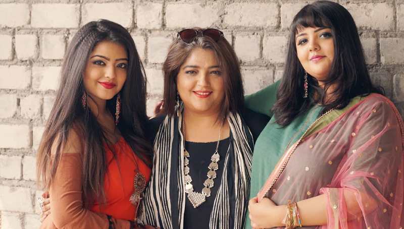 Kanu Priya with her daughters