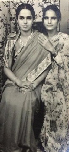 Afshan Anjum's mother and aunt (on right)