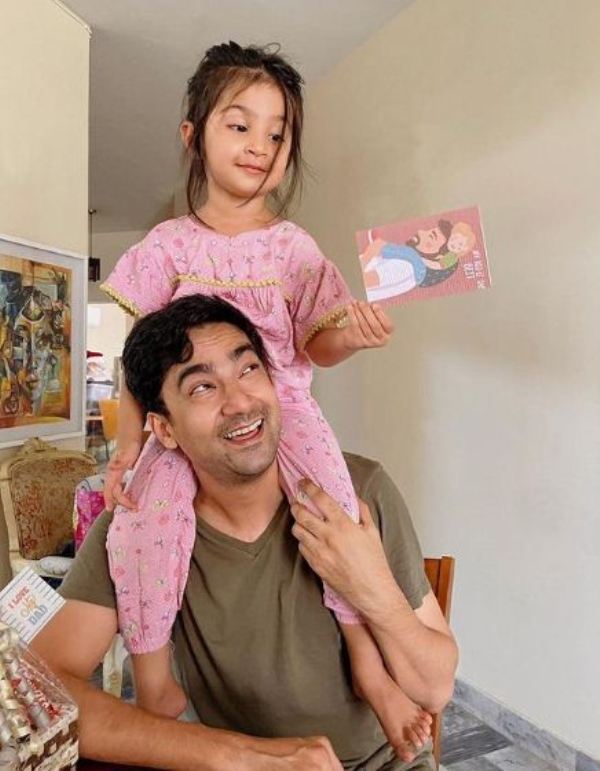 Ali Safina with his daughter