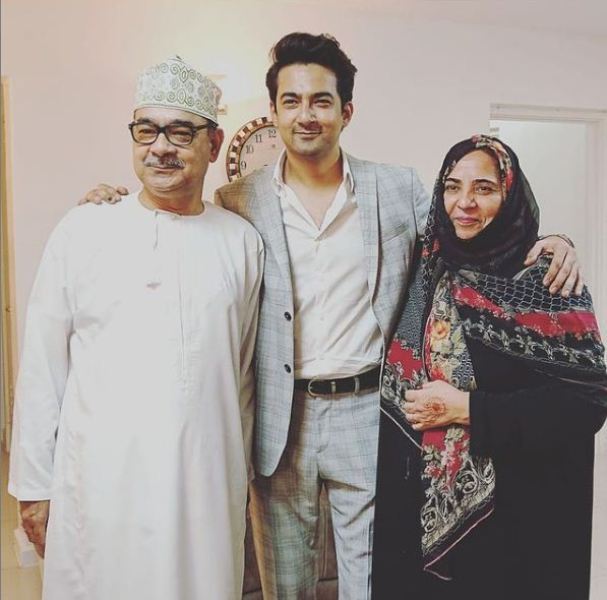 Ali Safina with his parents