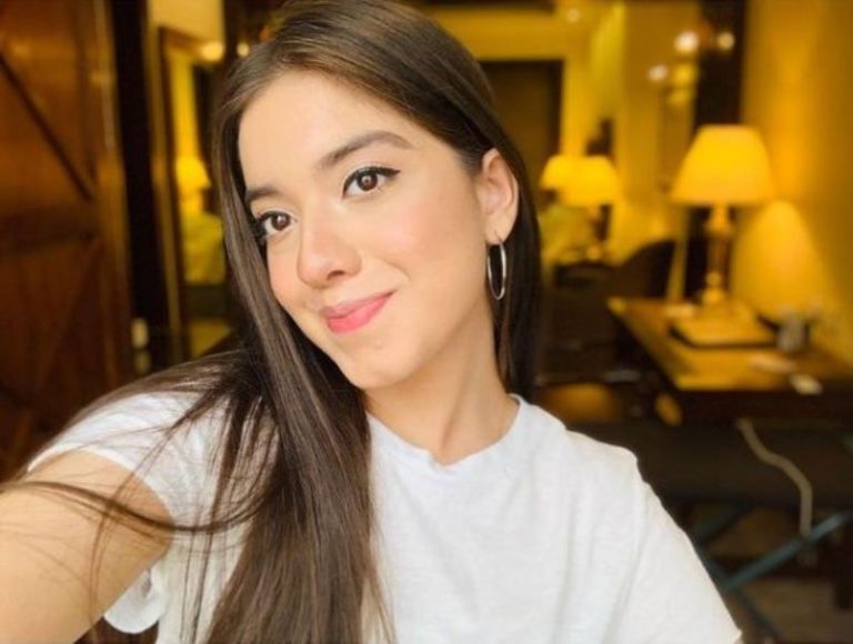 Aishah Razik Arisha Razi Wiki, Height, Age, Boyfriend, Family, Biography & More ...
