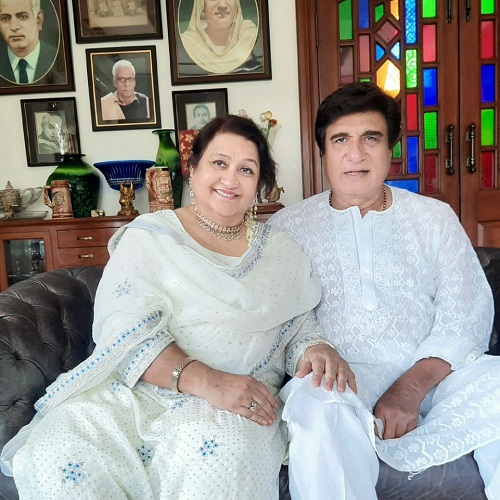 Prateik Babbar's father and stepmother