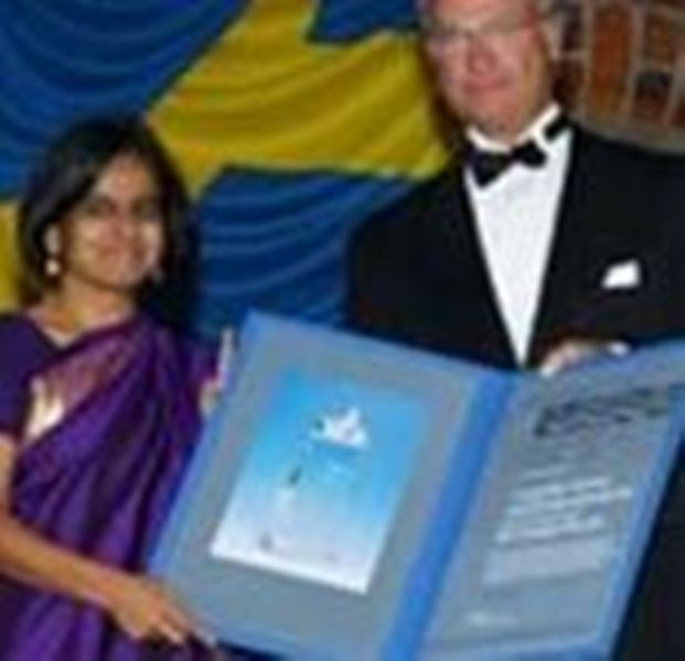 Sunita Narain while receiving Stockholm Water Prize (2005)