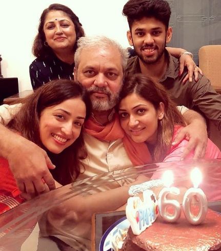 Yami Gautam with her parents and siblings
