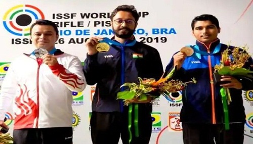 Abhishek Verma with his ISSF (2019) gold medal