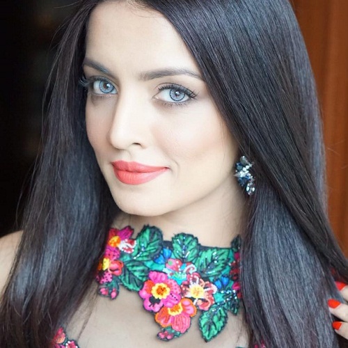 Celina Jaitley Xnxx - Celina Jaitly (Celina Jaitley) Wiki, Height, Age, Husband, Children,  Family, Biography & More - WikiBio