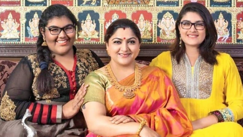 Khushbu Sundar with her daughters Avanthika and Ananditha