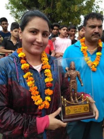 Pooja Rani with Bhim Award
