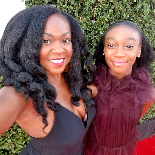 Shahadi Wright with her mother