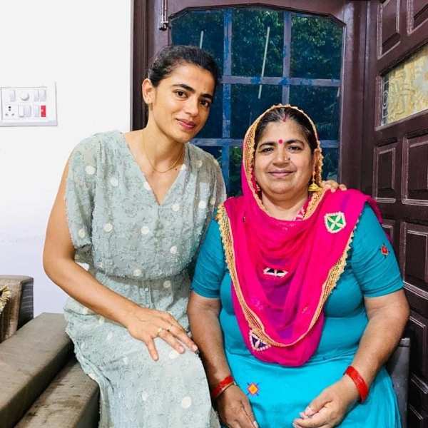 Savita Punia with her mother