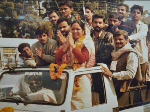 Baby Rani Maurya during a road show with her supporters after winning the mayoral elections in Agra