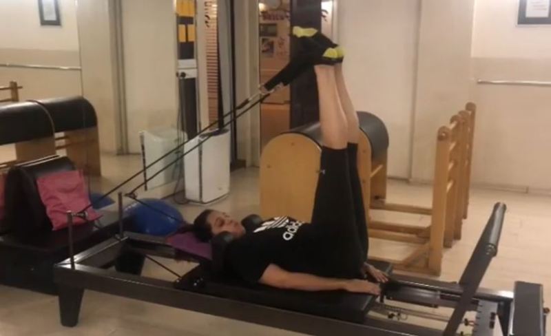 Ishita Yashvi while exercising at a home gym