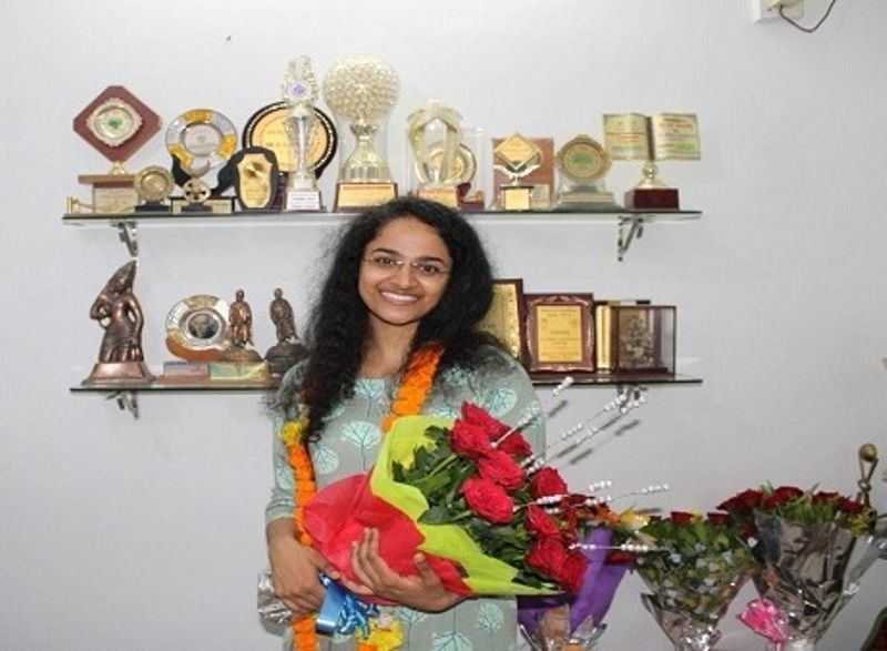 Jagrati Awasthi (UPSC Topper 2020) Wiki, Age, Family, Caste, Biography &  More - WikiBio