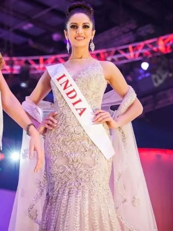 Koyal Rana represents India at Miss World 2014
