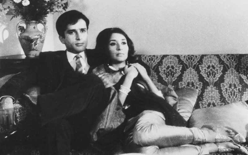 Madhur Jaffrey in the movie 'Shakespeare Wallah' with Shashi Kapoor