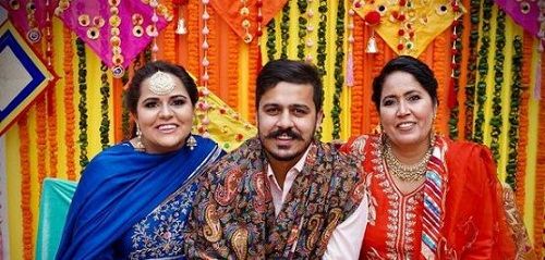 Namanveer Singh Brar with his sister and mother