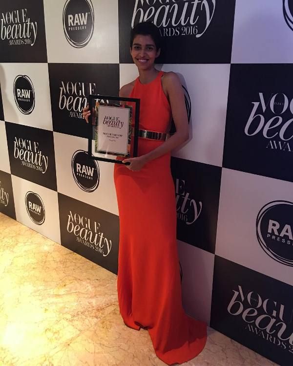 Pooja Mor wins Vogue model of the year Award 2016