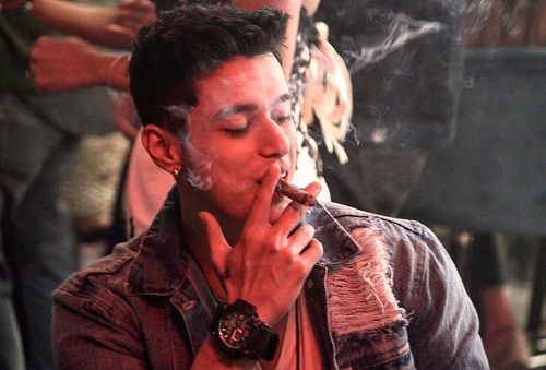 Pratik Sehajpal smoking