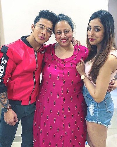 Prerna Sehajpal with her mother and brother