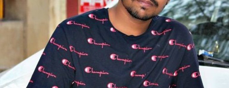 Robin Jindal (Oye Indori)